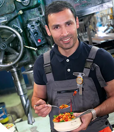 اهمیت مصرف پروتئین در شب کاری